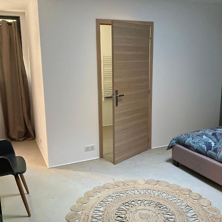Chambre Avec Petit-Dejeuner En Provence Luberon La Tour-d'Aigues Екстер'єр фото